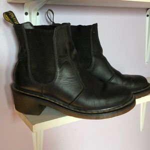 Heeled doc marten Chelsea boots